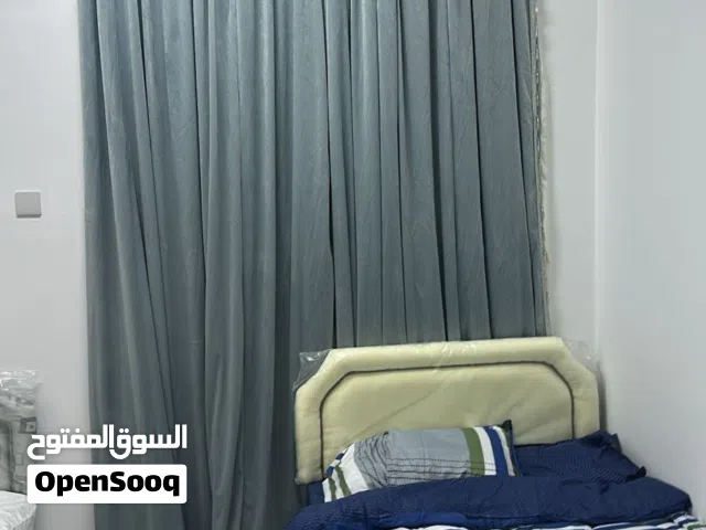 سرير نظيف مساحة شخص و نص
