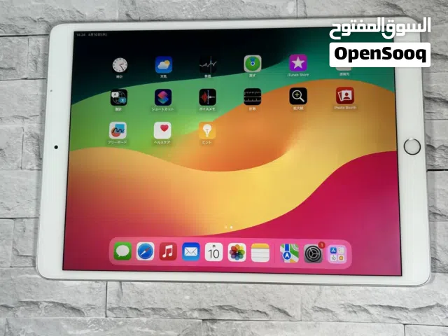 للبيع آيباد برو   ابل الجيل الثاني حجم  10.5 بوصة مستعمل