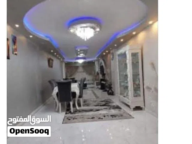 شقه مفروشه