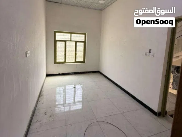 130 m2 2 Bedrooms Apartments for Rent in Basra Khadra'a