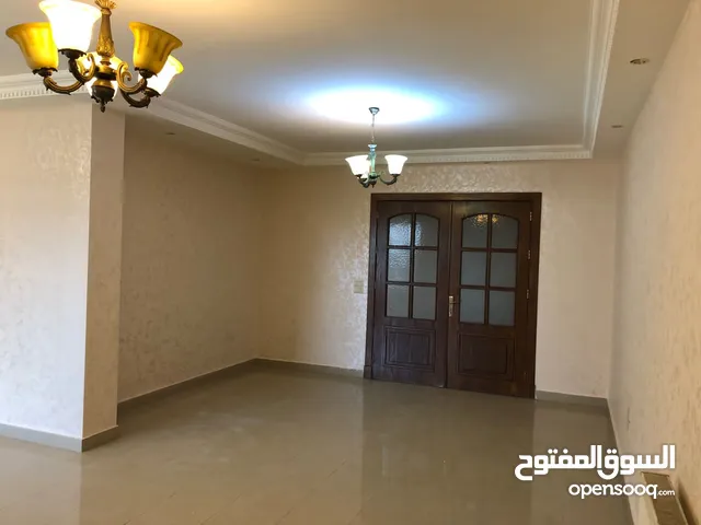 220m2 3 Bedrooms Apartments for Rent in Amman Daheit Al Rasheed