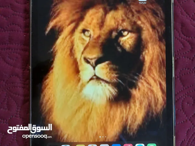 Apple iPad 128 GB in Amman