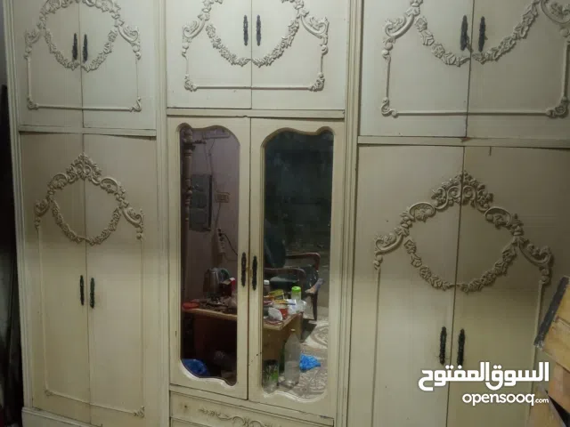 دولاب عموله ابلاكار تقيل شرق سموحه بعد نادى الإتحاد الجديد مدخل القاعات