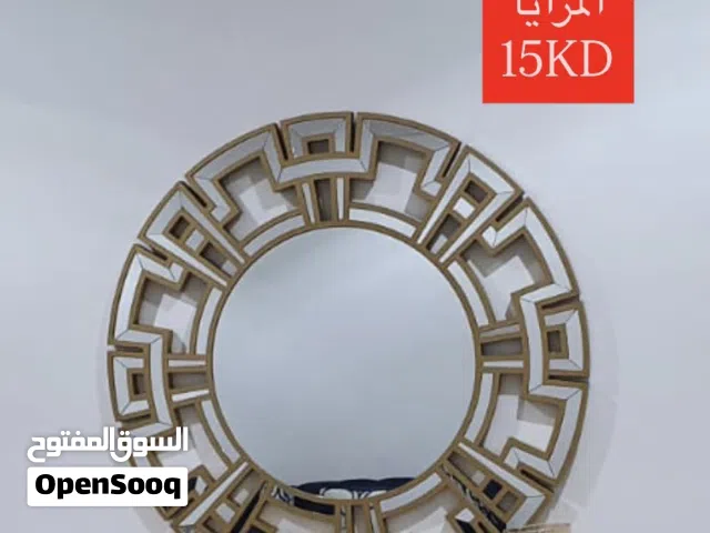 لوحات حائط ، ساعة ، مرايا