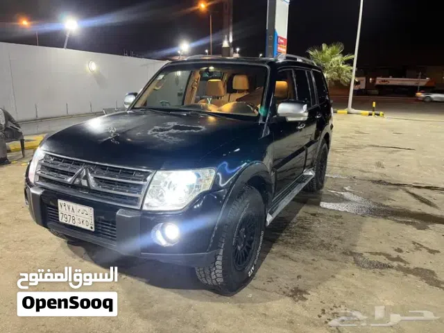 2009 Mitsubishi Pajero GLS Top