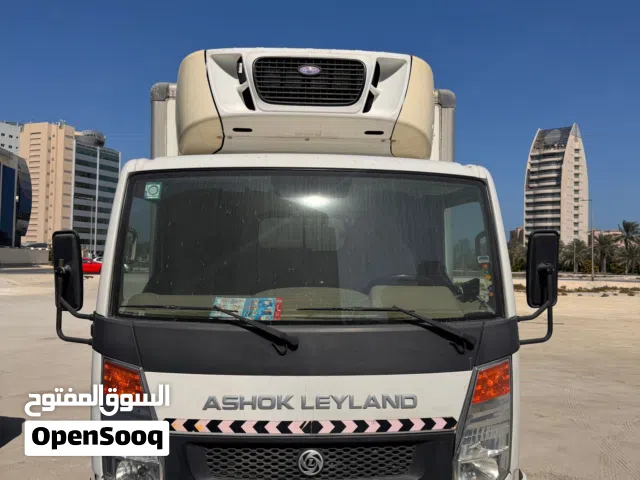 ASHOK LEYLAND  2021 FREEZER TRUCK