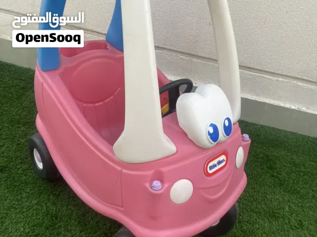سيارة اطفال