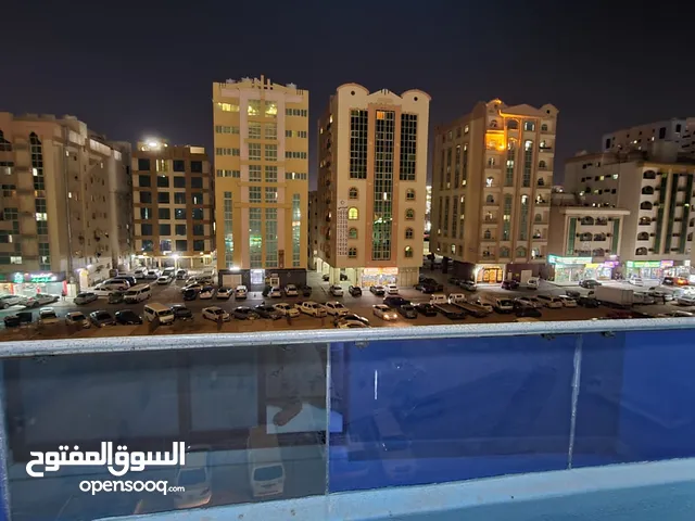 z9 غرفتين وصاله مفروش شهري بالنعيميه 1-مقابل مستشفي ثومبي وخلف اسواق الامارات 2 بالكون 4300 شامل +