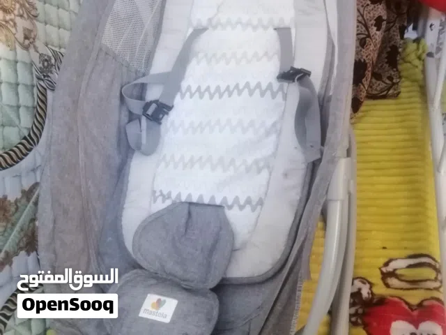 كرسي هزاز مال أطفال هوه كرسي وهوه ميز طعام