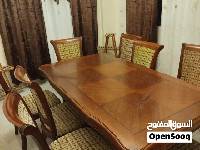 طاولة سفرة بحالة جديدة خشب زان ثقيل