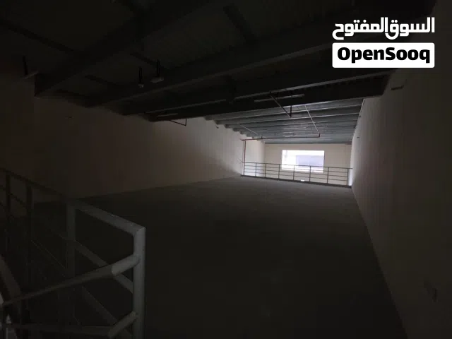 مستودع للإيجار 3000 قدم - كهرباء 25 كيلو - الجرف الصناعية 1 - عجمان