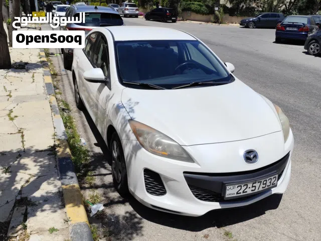 2012 مازدا 3 Standard