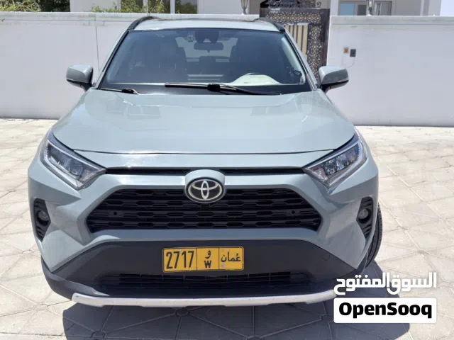 2021 Toyota RAV 4 XLE