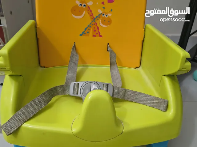 كرسي طعام أطفال