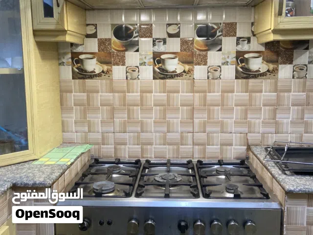فرن مستعمل بحالة جيدة