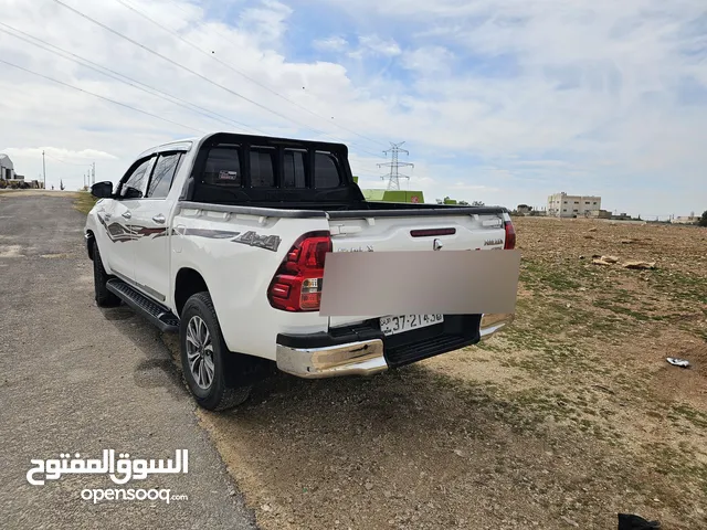 تويوتا هايلوكس