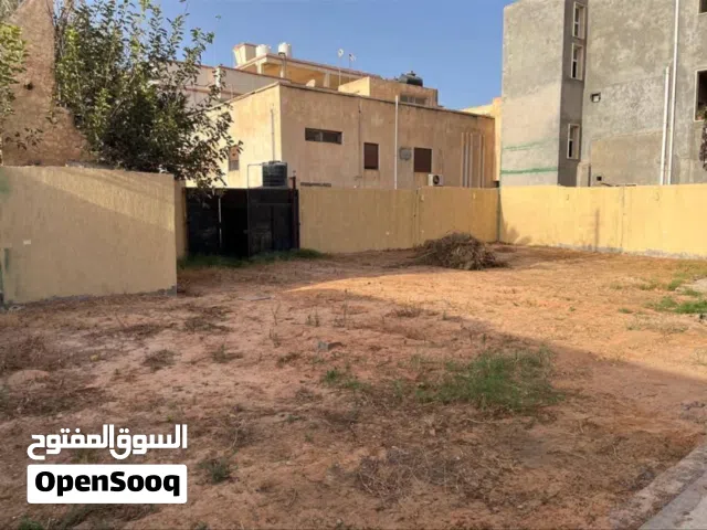 مبني للايجار الخدامي في السبعه