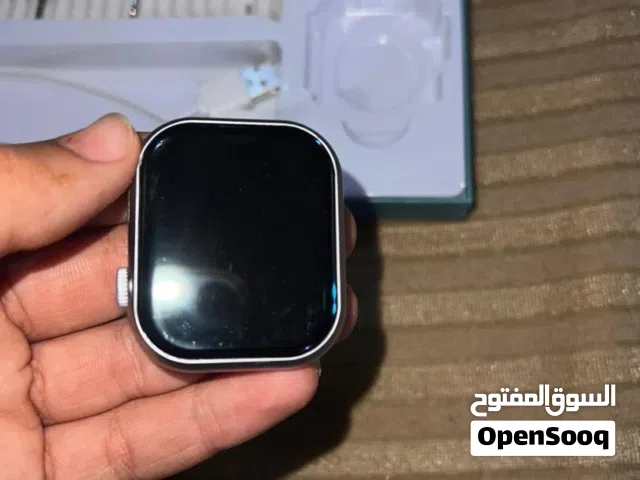 ساعة W9 الترا للبيع ساعة تبارك الله نظيف مع باكو استعمال يومين
