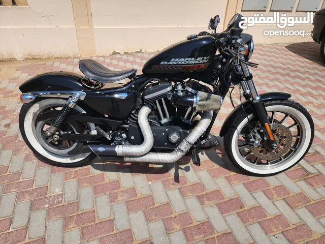 Harley Davidson 883 Iron 2015 with super low mileage for sale
