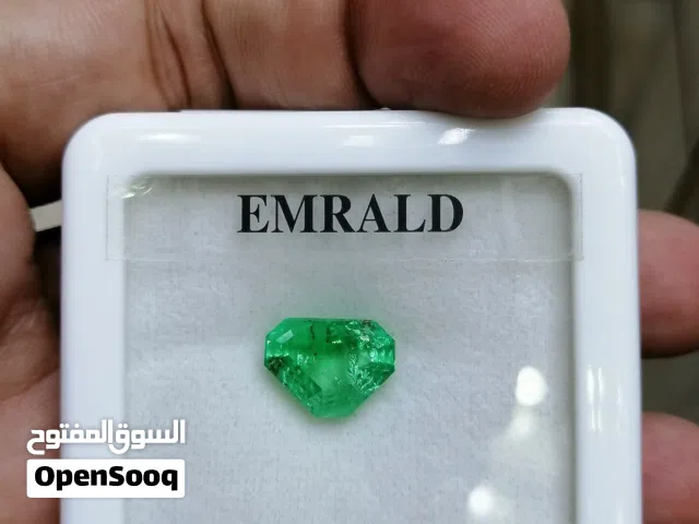 Natural emerald 5.60carat
