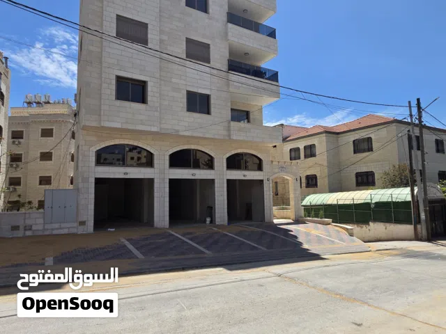 محل تجاري للايجار بجانب مدرسة خليل الرحمن بالبلدة القديمة