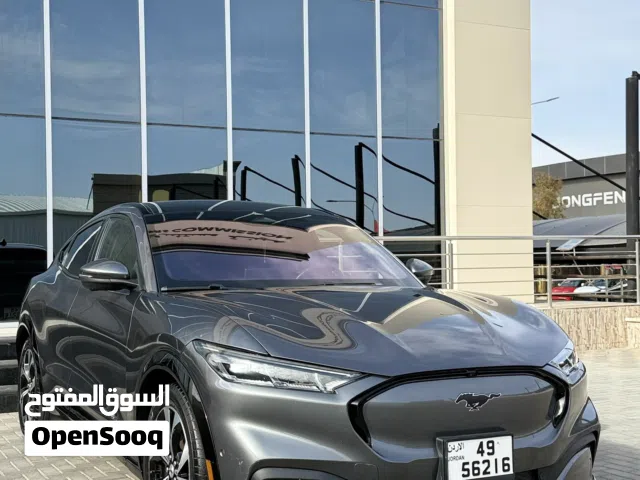 2021 فورد Mach-E Premium