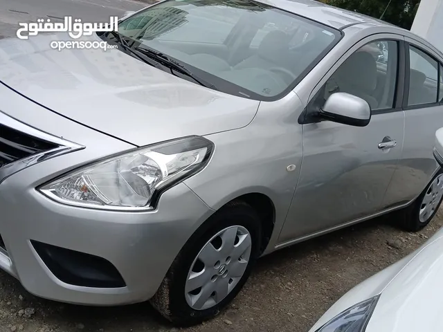 Nissan Sunny in Central Governorate