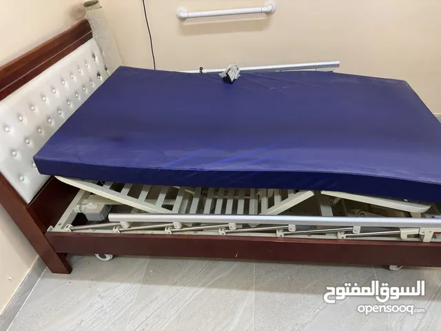 سرير طبي كهربائي استعمال بسيط جدا