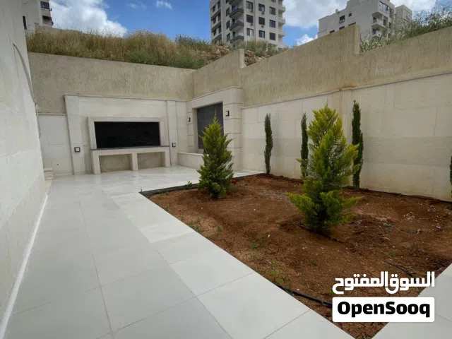 425 m2 3 Bedrooms Apartments for Sale in Amman Deir Ghbar