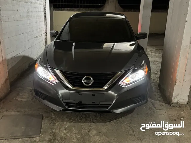 Nissan Altima 2018 ajnabiyeh