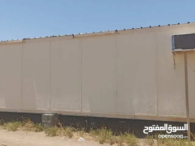كرفان غرفتين للبيع بطول 12 متر وعرض ،3.6  بحالة جيدة  بدون تسريب