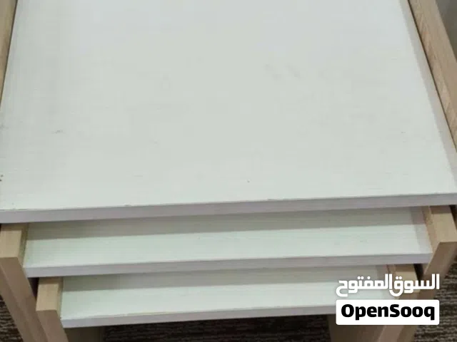 طاولات سيرفيس