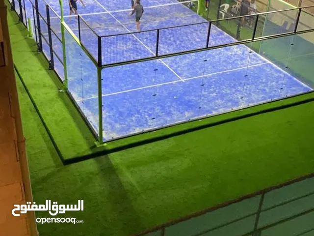 فك وتركيب وصيانة جميع انواع الملاعب