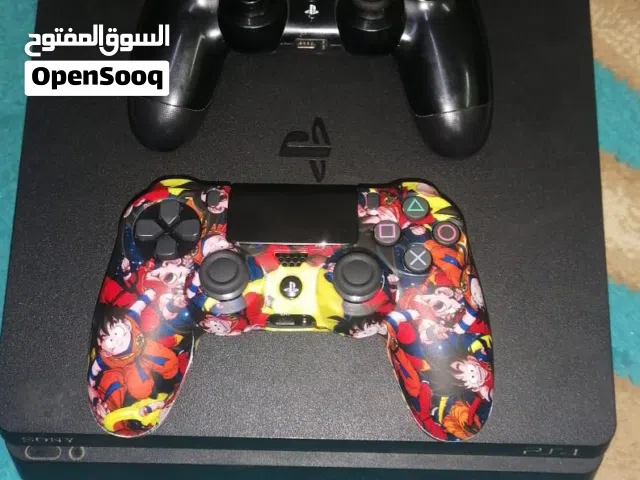 سوني 4 سليم مع جميع ملحقاتها