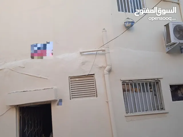 0m2 5 Bedrooms Townhouse for Sale in Muharraq Muharraq City