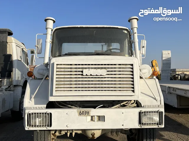 Flatbed Iveco 1995 in Abu Dhabi