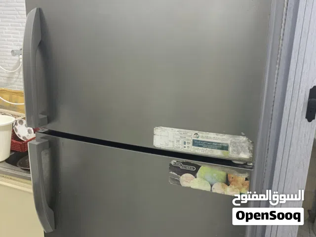 ثلاجة اير جنرال مستعملة بحالة ممتازة لا يوجد بها اي اعطال
