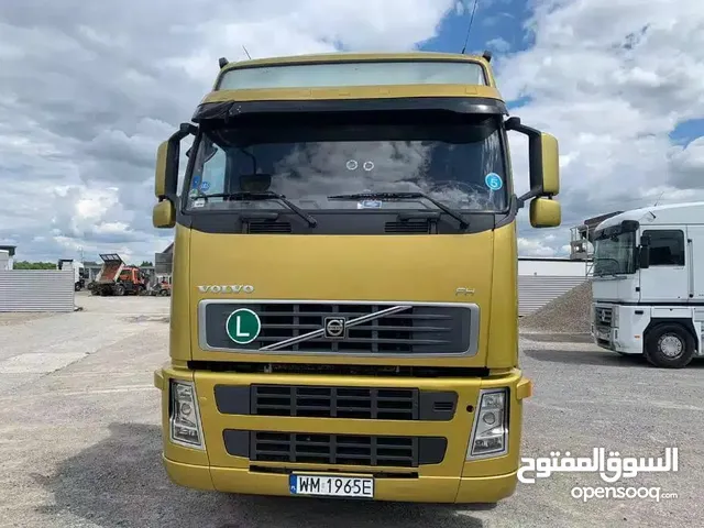 Other Volvo 2012 in Aden