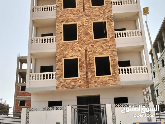عماره بمدينه بدر منقطه الوطن الحي المتميز منطقه 11 بجوار الخدمات ودقايق من طريق السويس بجوار المولات