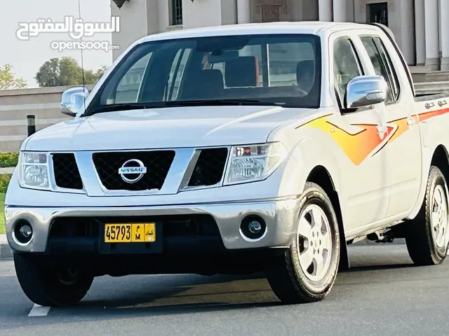 Nissan Navara 2015 in Muscat