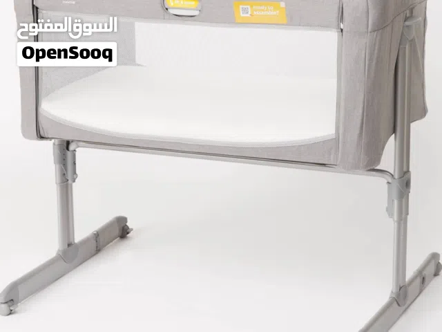 سرير نظيف وجميل جداً خفيف الوزن قابل للغسيل وجوانب مبطنة للحماية سهلة الفك والتركيب