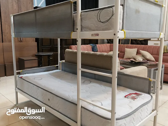 تخت طابقين IKEA بحاله ممتاز