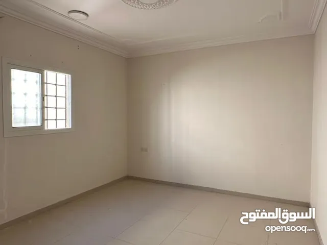 163 m2 4 Bedrooms Apartments for Rent in Al Madinah As Salam