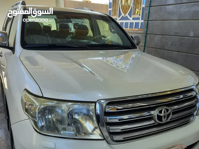 Toyota Land Cruiser 2011 in Basra