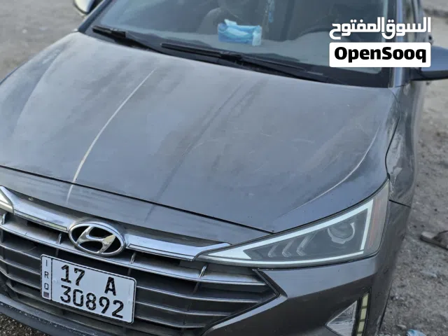 2019 هيونداي النترا SE