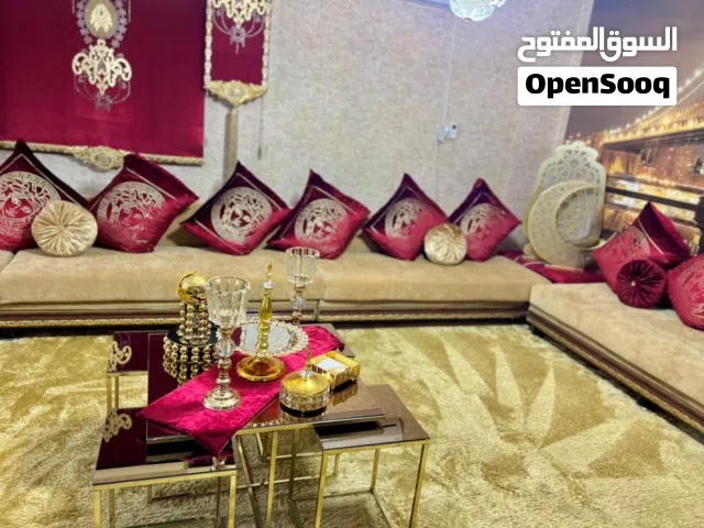 صالون بحالة ممتازه للبيع