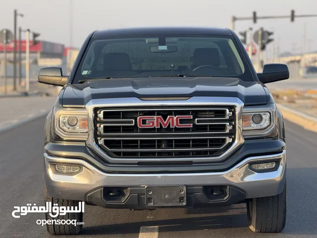 GMC SIERRA SLE 2018 GCC FULL OPTION LOW KM PERFECT CONDITION