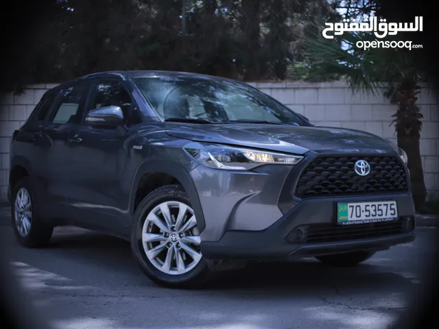 سيارة للايجار تويوتا كورولا كروس هايبرد RAV 4