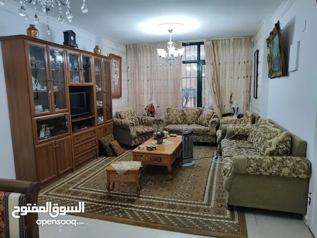شقة مفروشة للإيجار في رام الله – بطن الهوى قرب سوبر ماركت أبو سمرة – موقع هادئ وقريب من جميع الخد