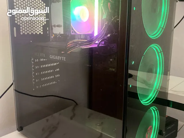 جهاز بي سي للألعاب بحالة ممتازة